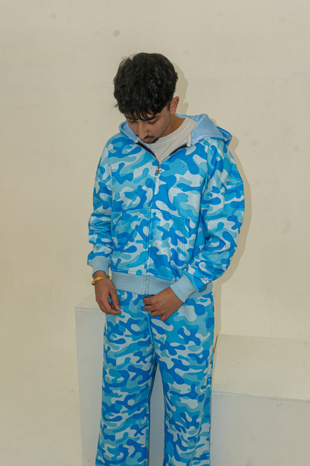 LA RAVE ZIPUP"CAMO COLLECTION"