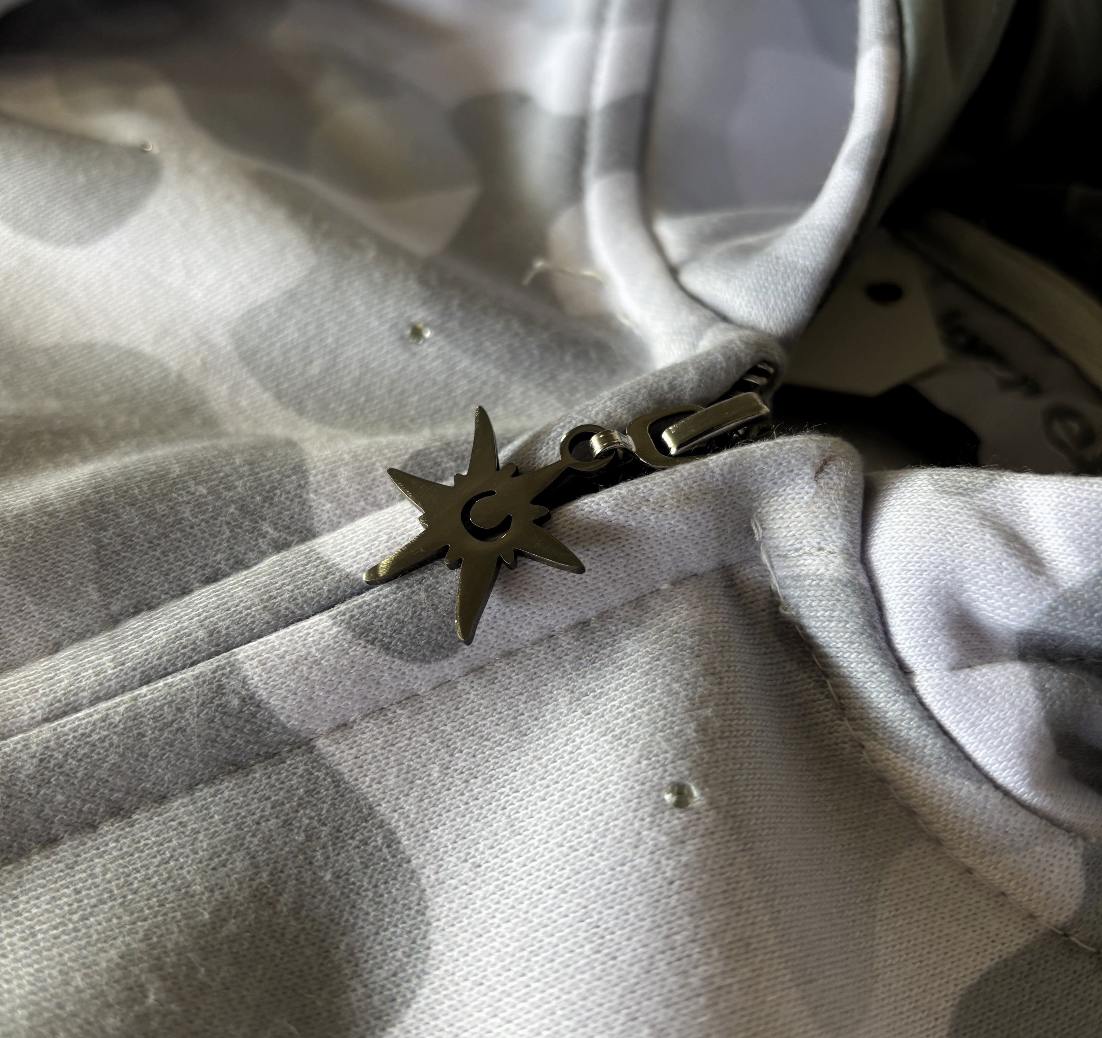 LA RAVE "CAMO COLLECTION" ZIPUP